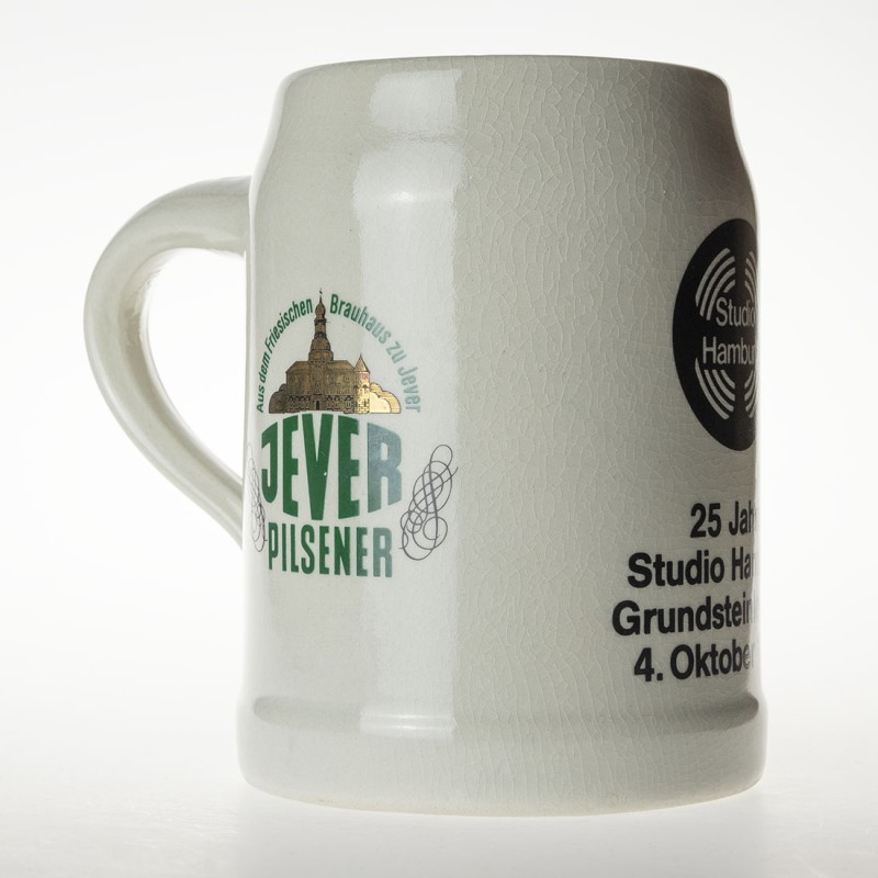 Krug (0,50l 25 Jahre Studio Hamburg)