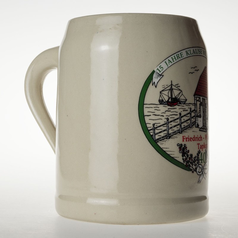 Krug (0,50l 15 Jahre Klause mit Wilhelm)