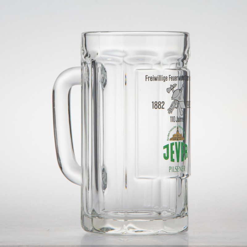 Glas (0,30l 110 Jahre Freiwillige Feuerwehr Sternberg)