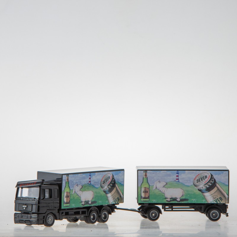 Koffer-H&auml;ngerzug